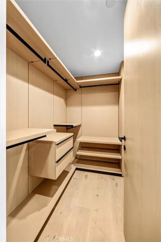 10352 Riverside Drive 203A, Toluca Lake, CA 91602