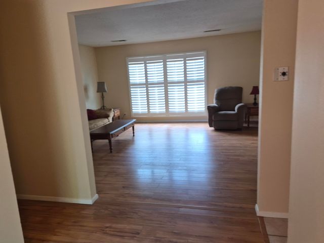 1020 Stuart Road NW, Albuquerque, NM 87114
