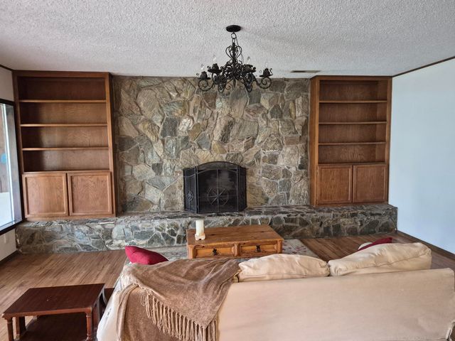 1020 Stuart Road NW, Albuquerque, NM 87114
