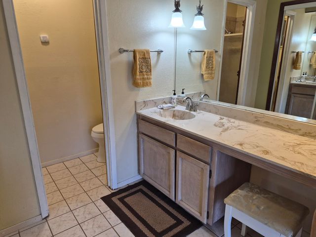 1020 Stuart Road NW, Albuquerque, NM 87114