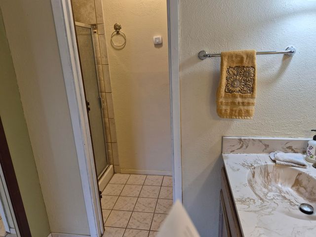1020 Stuart Road NW, Albuquerque, NM 87114