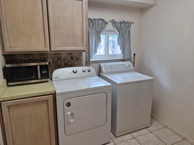 1020 Stuart Road NW, Albuquerque, NM 87114