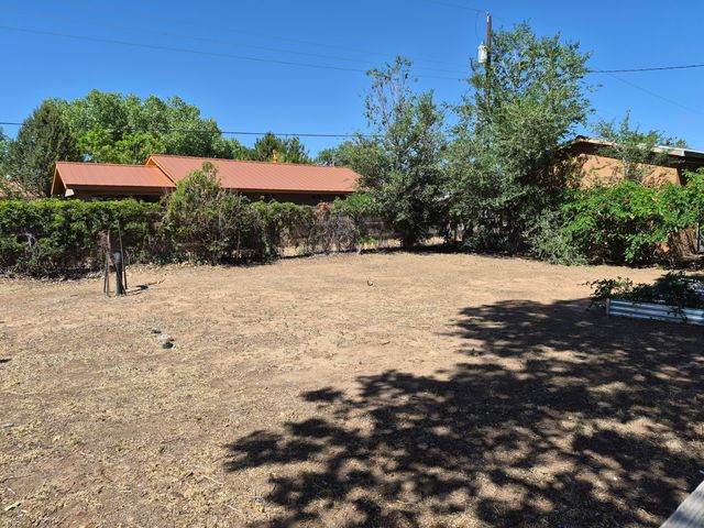 1020 Stuart Road NW, Albuquerque, NM 87114