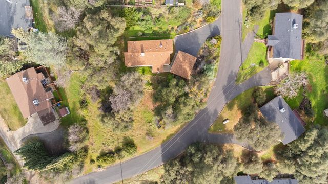 20580 Bay Meadows Dr, Sonora, CA 95370