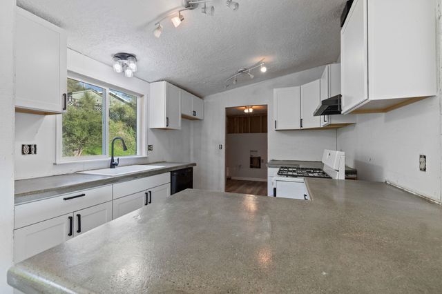 20580 Bay Meadows Dr, Sonora, CA 95370