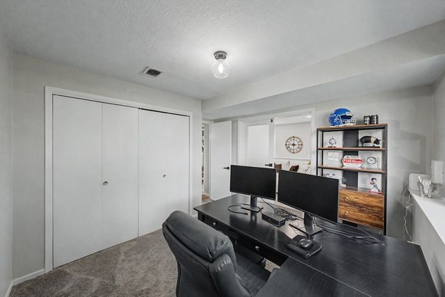412 25th Avenue SW, Altoona, IA 50009