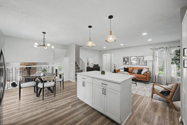 412 25th Avenue SW, Altoona, IA 50009
