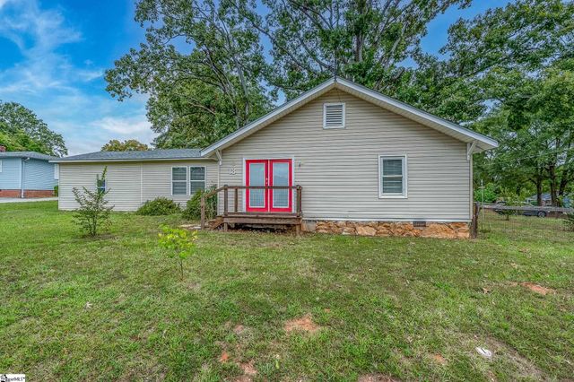 13 Meadors Avenue, Greenville, SC 29605