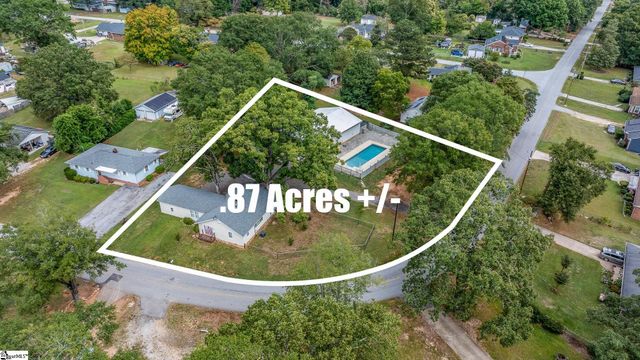 13 Meadors Avenue, Greenville, SC 29605