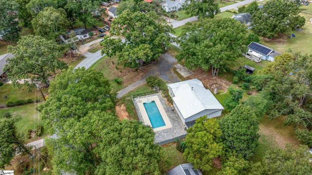 13 Meadors Avenue, Greenville, SC 29605