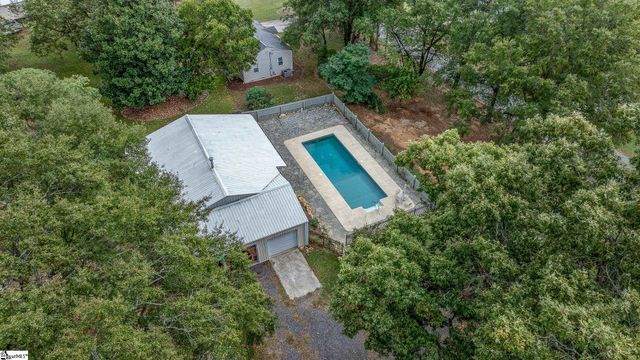 13 Meadors Avenue, Greenville, SC 29605
