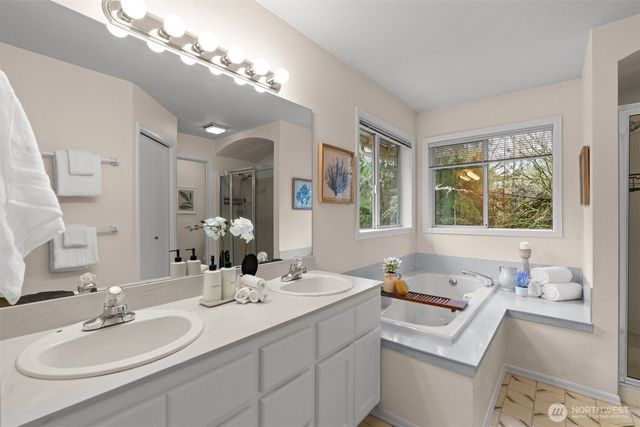 4233 159th Drive SE, Snohomish, WA 98290