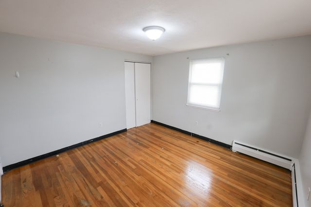 12 Essex Street 6, Quincy, MA 02171