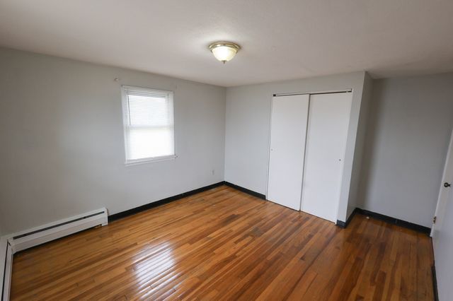 12 Essex Street 6, Quincy, MA 02171