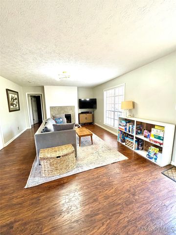 642 Mary Ann Drive, Montgomery, AL 36109
