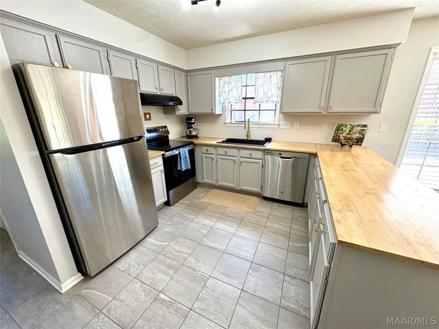 642 Mary Ann Drive, Montgomery, AL 36109