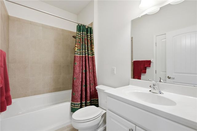 4120 Eveningstar Road, Emmaus Boro, PA 18049