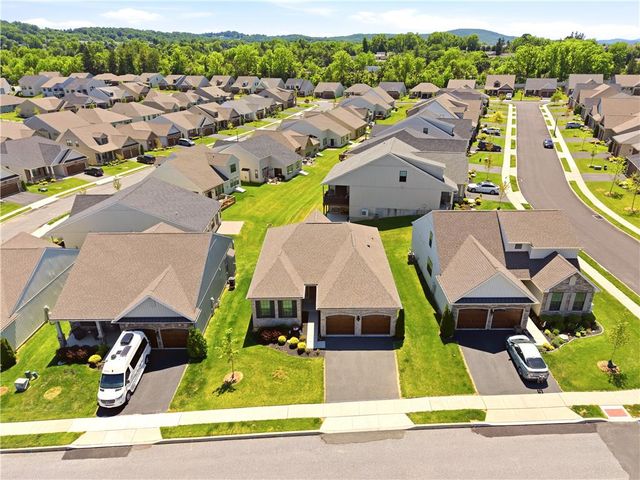 4120 Eveningstar Road, Emmaus Boro, PA 18049