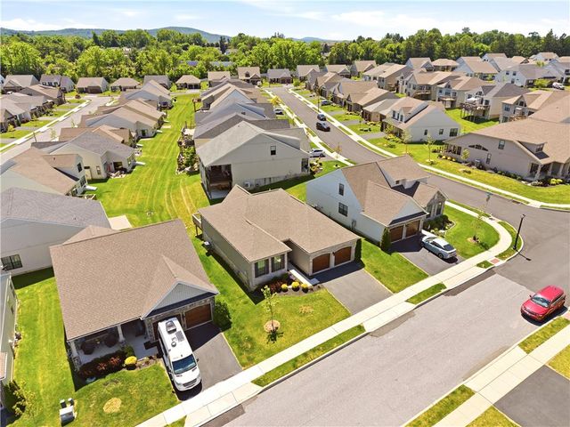 4120 Eveningstar Road, Emmaus Boro, PA 18049