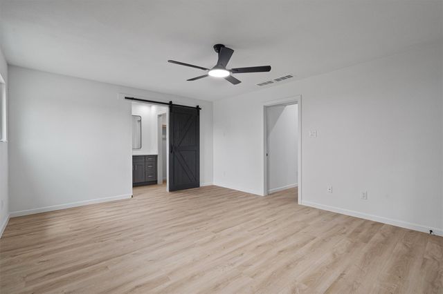 1700 Deep Wood DR, Round Rock, TX 78681