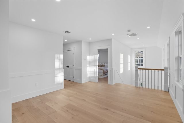 2 Mariner Way, Nantucket, MA 02554