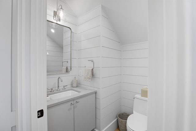 2 Mariner Way, Nantucket, MA 02554