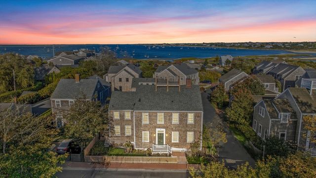 2 Mariner Way, Nantucket, MA 02554
