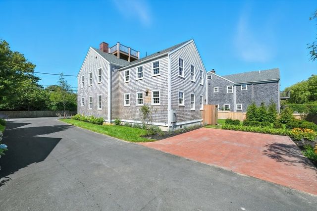 2 Mariner Way, Nantucket, MA 02554