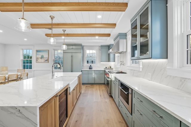 2 Mariner Way, Nantucket, MA 02554