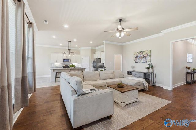 9026 Mountain Preserve Boulevard, Gurley, AL 35748