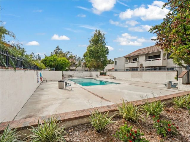 25011 Peachland Avenue 127, Newhall, CA 91321