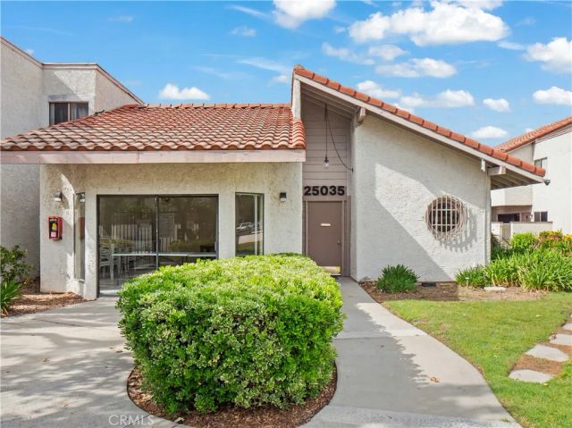 25011 Peachland Avenue 127, Newhall, CA 91321