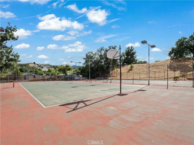 25011 Peachland Avenue 127, Newhall, CA 91321