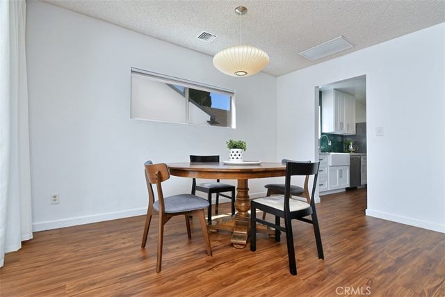 5822 Norwich Ave., Sherman Oaks, CA 91411