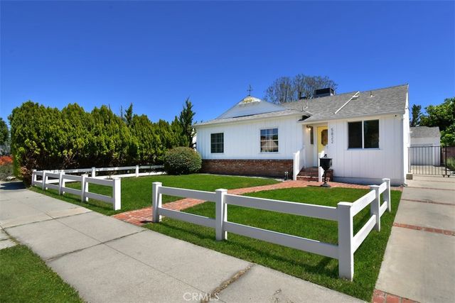 5822 Norwich Ave., Sherman Oaks, CA 91411