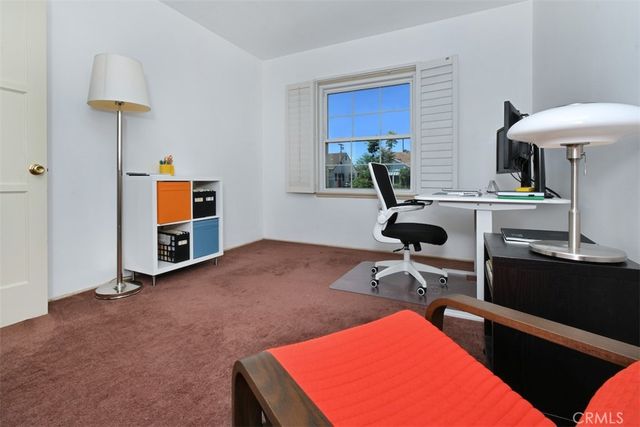 5822 Norwich Ave., Sherman Oaks, CA 91411