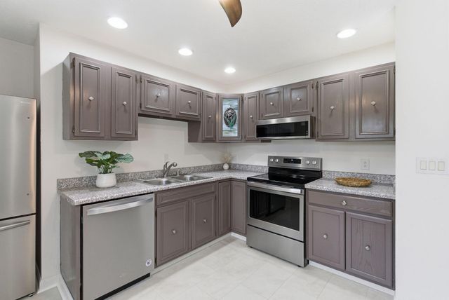 508 Poa Drive, Frankfort, KY 40601