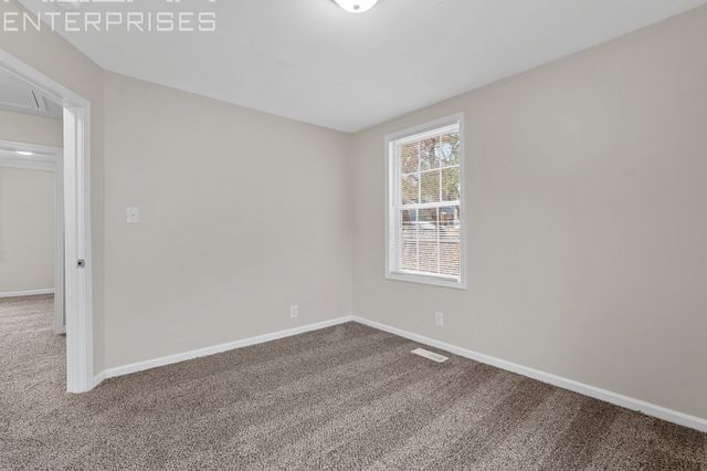 106 Valley View Cir, Clarksville, TN 37040