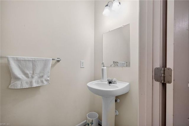 3000 Peppers PT, Toano, VA 23168