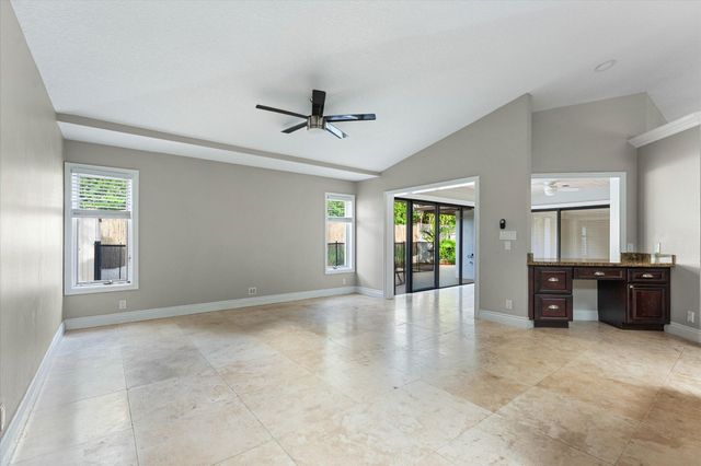 1598 SW 5th Avenue, Boca Raton, FL 33432