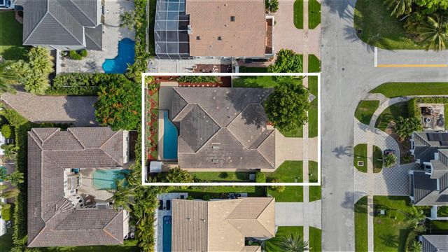 1598 SW 5th Avenue, Boca Raton, FL 33432
