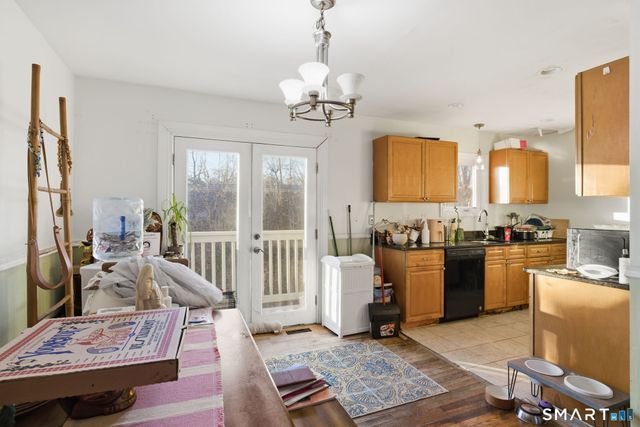 55 Walnut Street APT 8, New Haven, CT 06511