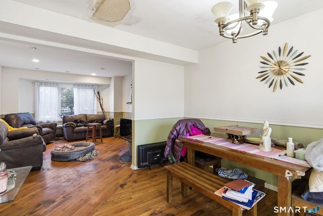 55 Walnut Street APT 8, New Haven, CT 06511