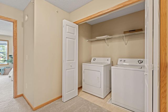 14569 Everton N 6, Hugo, MN 55038