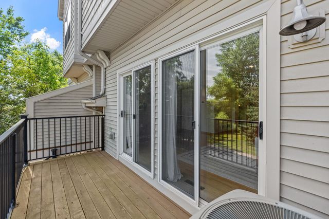 14569 Everton N 6, Hugo, MN 55038