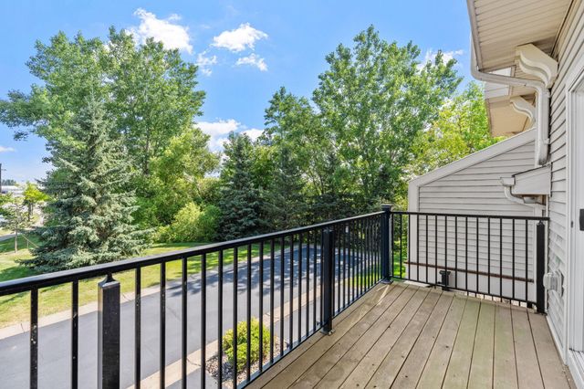 14569 Everton N 6, Hugo, MN 55038