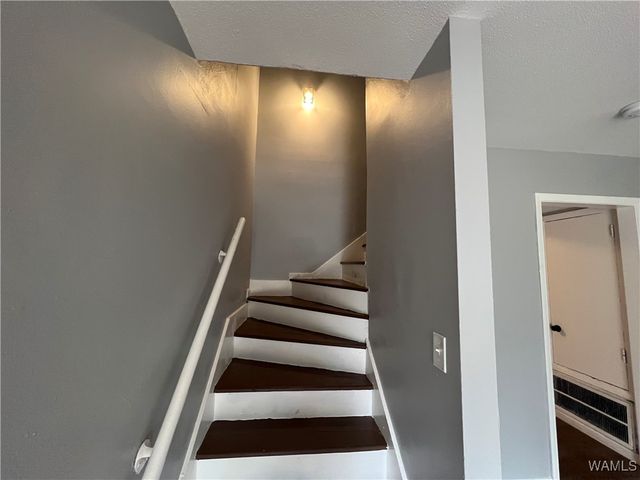 455 30th, Tuscaloosa, AL 35401