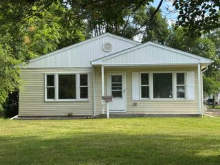 44 Fessenden Street, Mount Clemens, MI 48043