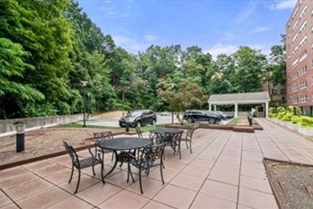 1600 Beacon Street 808, Brookline, MA 02446