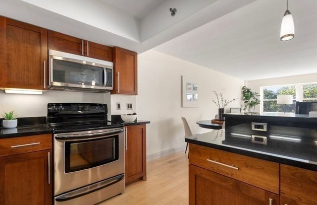 1600 Beacon Street 808, Brookline, MA 02446